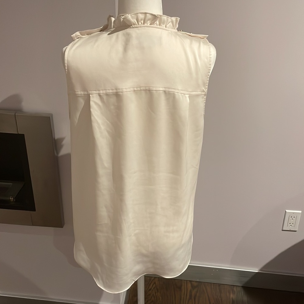 ♡LOFT shirt size medium - Picture 4 of 5